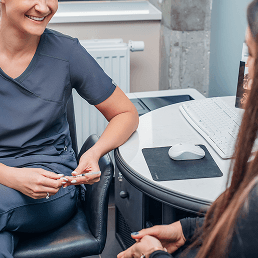 Konsultacja lekarza medycyny estetycznej w stomatologii