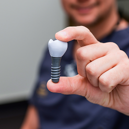 Implanto-prosthetic dental package